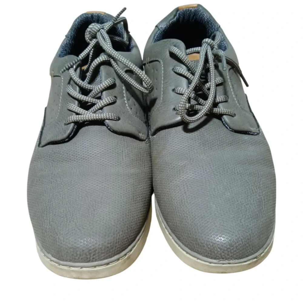 Falls Creek Gray‎ and White men's Casual Dress Shoes size 9.5